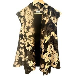 Brunello Cucinelli M very good condition silk and Gold Floral Vest